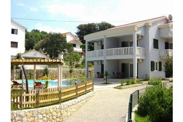 Pension de famille Kampor 5